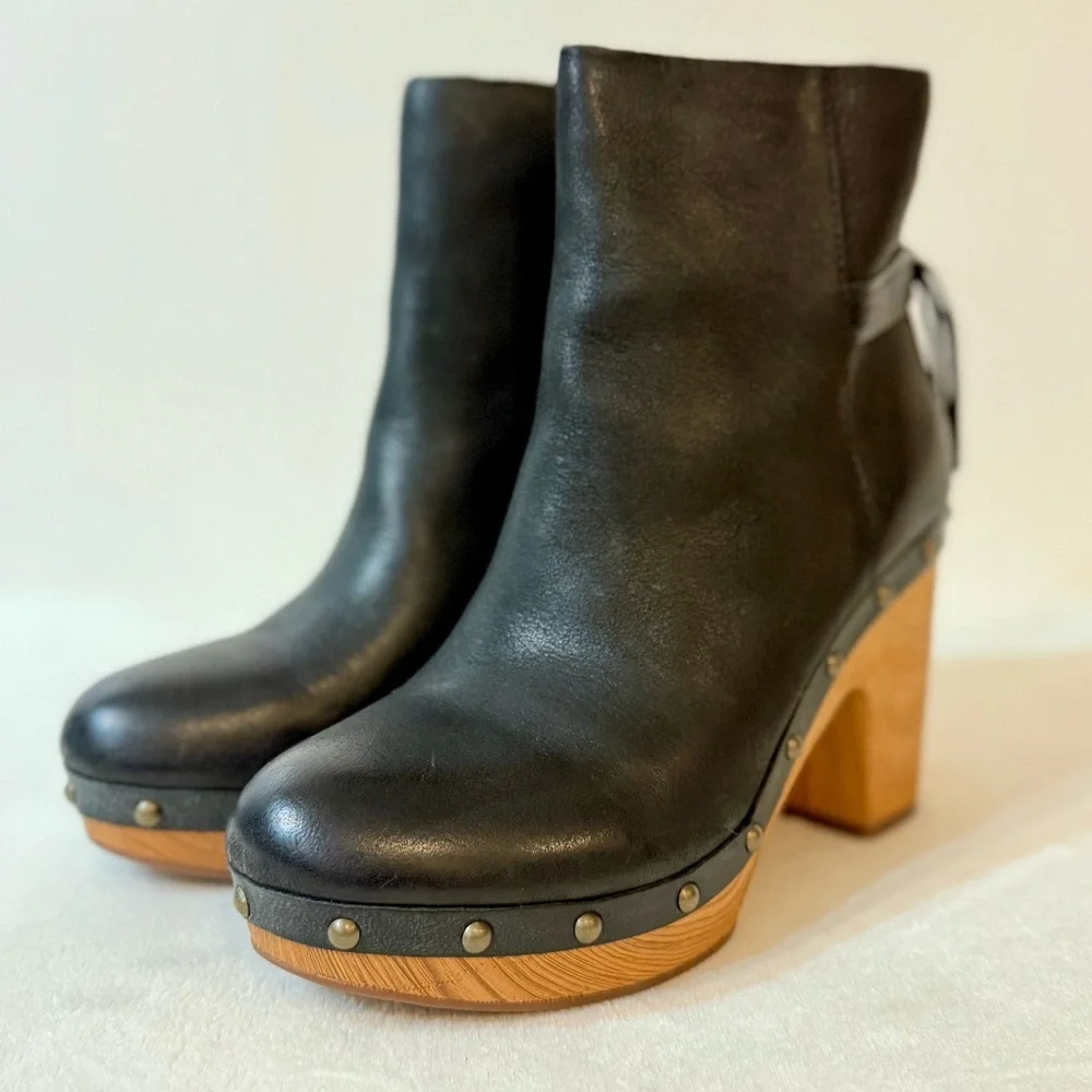 Kork-Ease Dianna Block Heel Platform Bootie in Black Size 7 - Picture 6 of 15